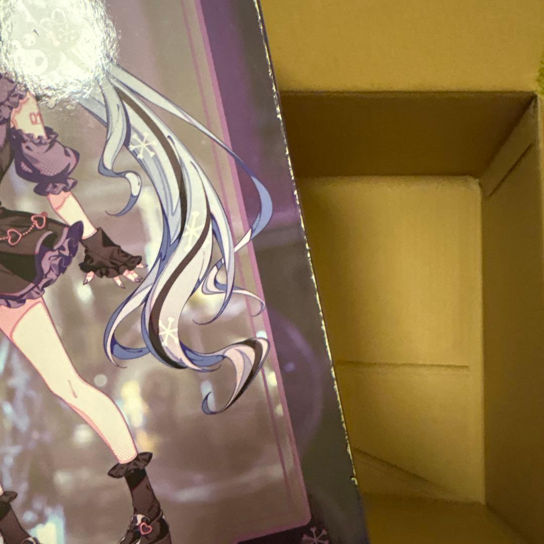 初音ミク　フィギュア　雪ミク×クロミ　チロルチョコ　Outdoor