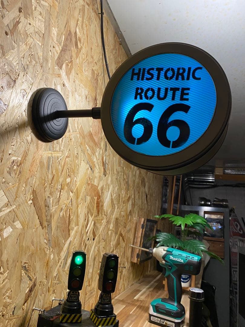 ベッドランプ　壁掛けランプ　RGBライト