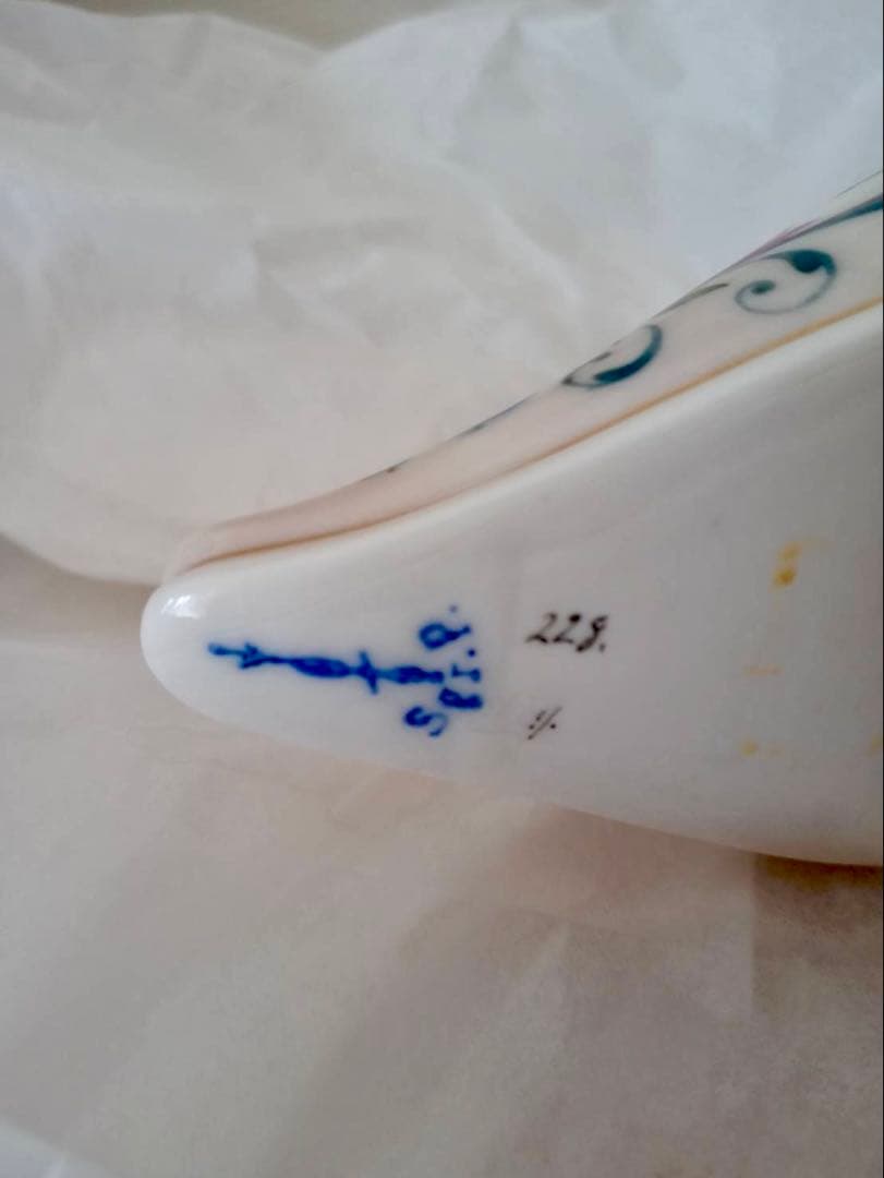 KPM ベルリン　王立磁器製　ドイツ　アンティーク　ハイヒール　天使