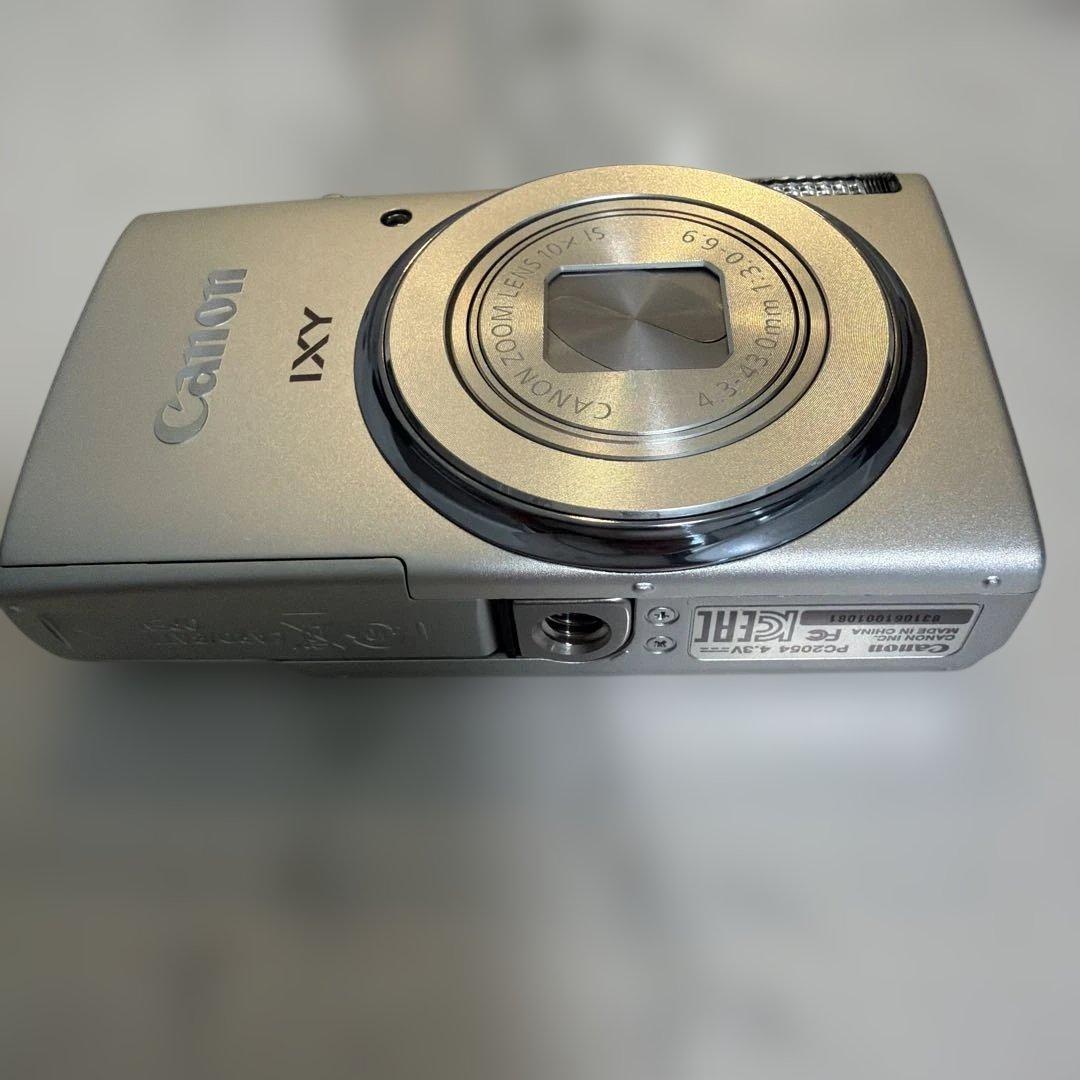 Canon IXY 140 シルバー　デジタルカメラ