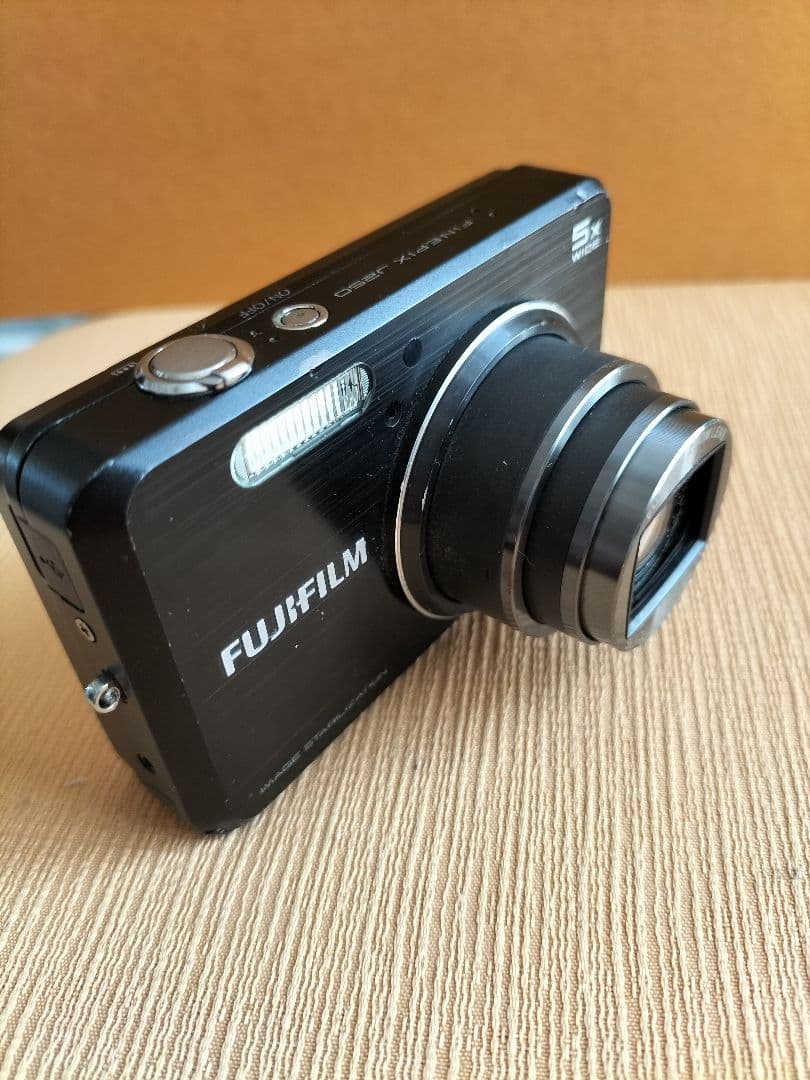 FinePix J250 動作確認済 バッテリー付き.3型液晶