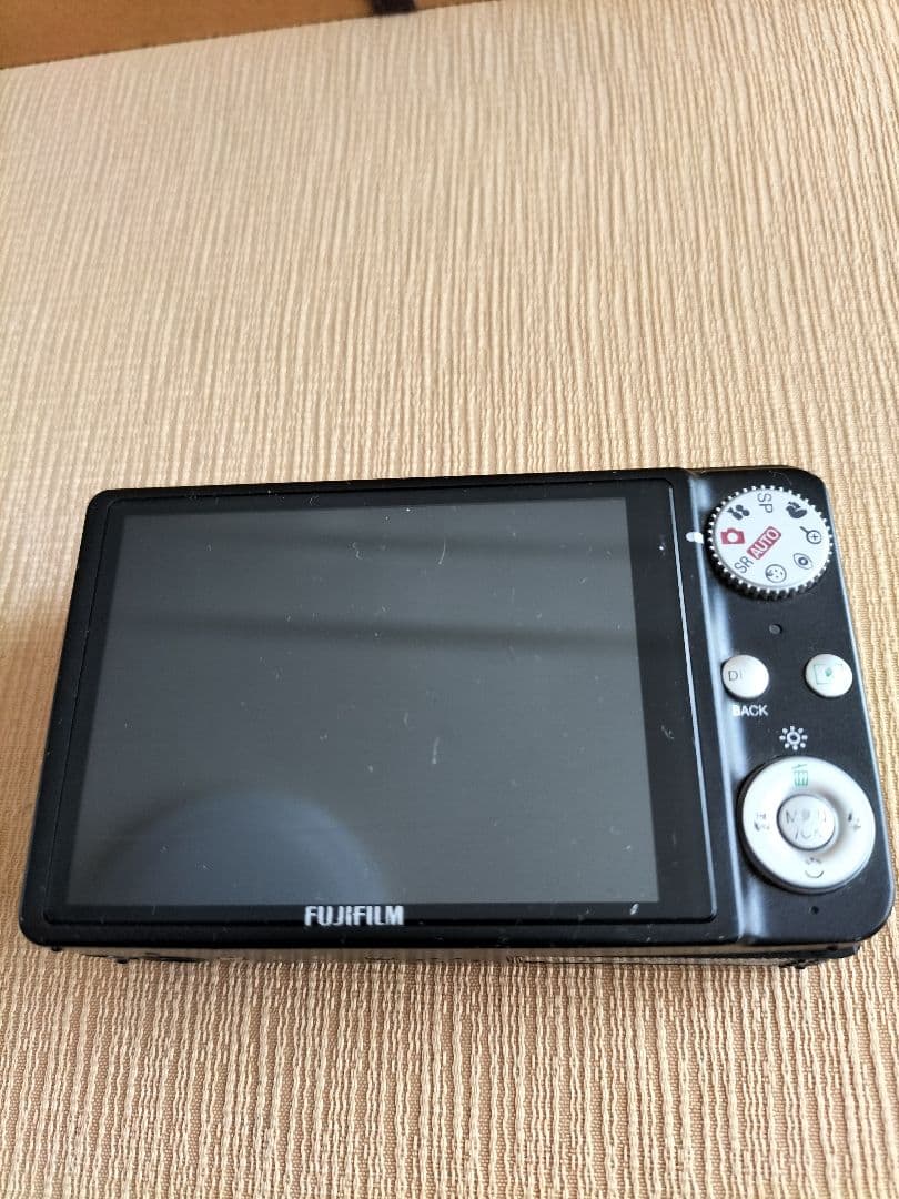 FinePix J250 動作確認済 バッテリー付き.3型液晶