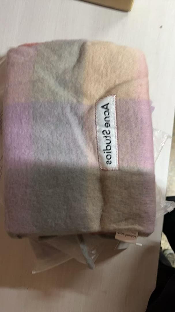 新品未使用　Acne Studios モヘアチェックスカーフ　マフラー