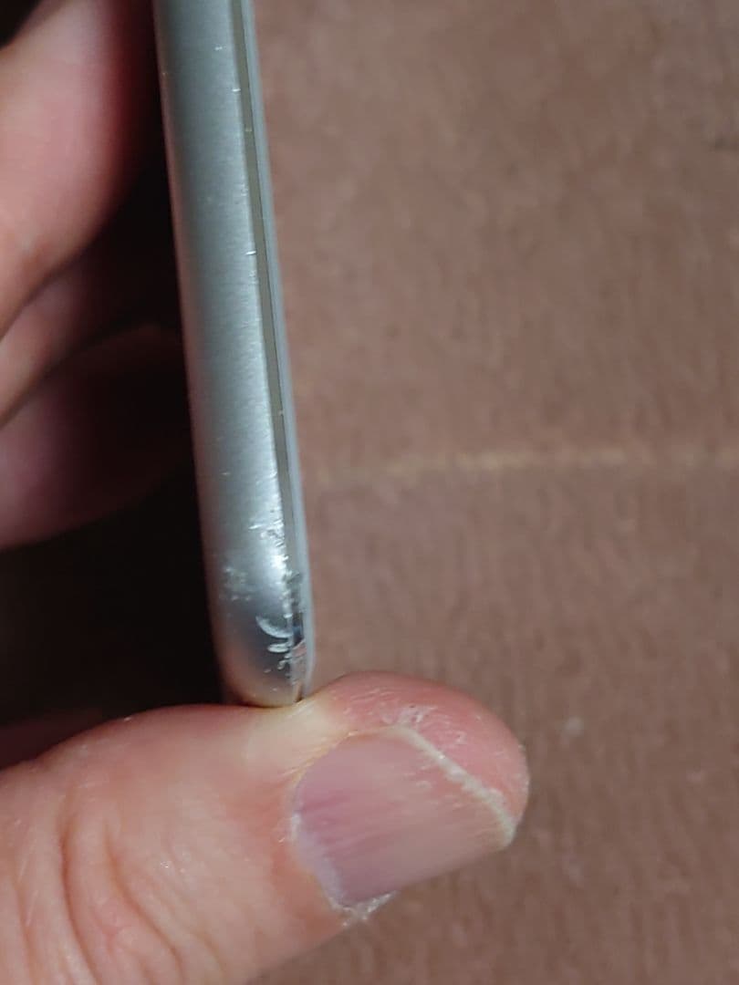 ipadmini4　16gb,cellular 、タッチパネル、バッテリー新品