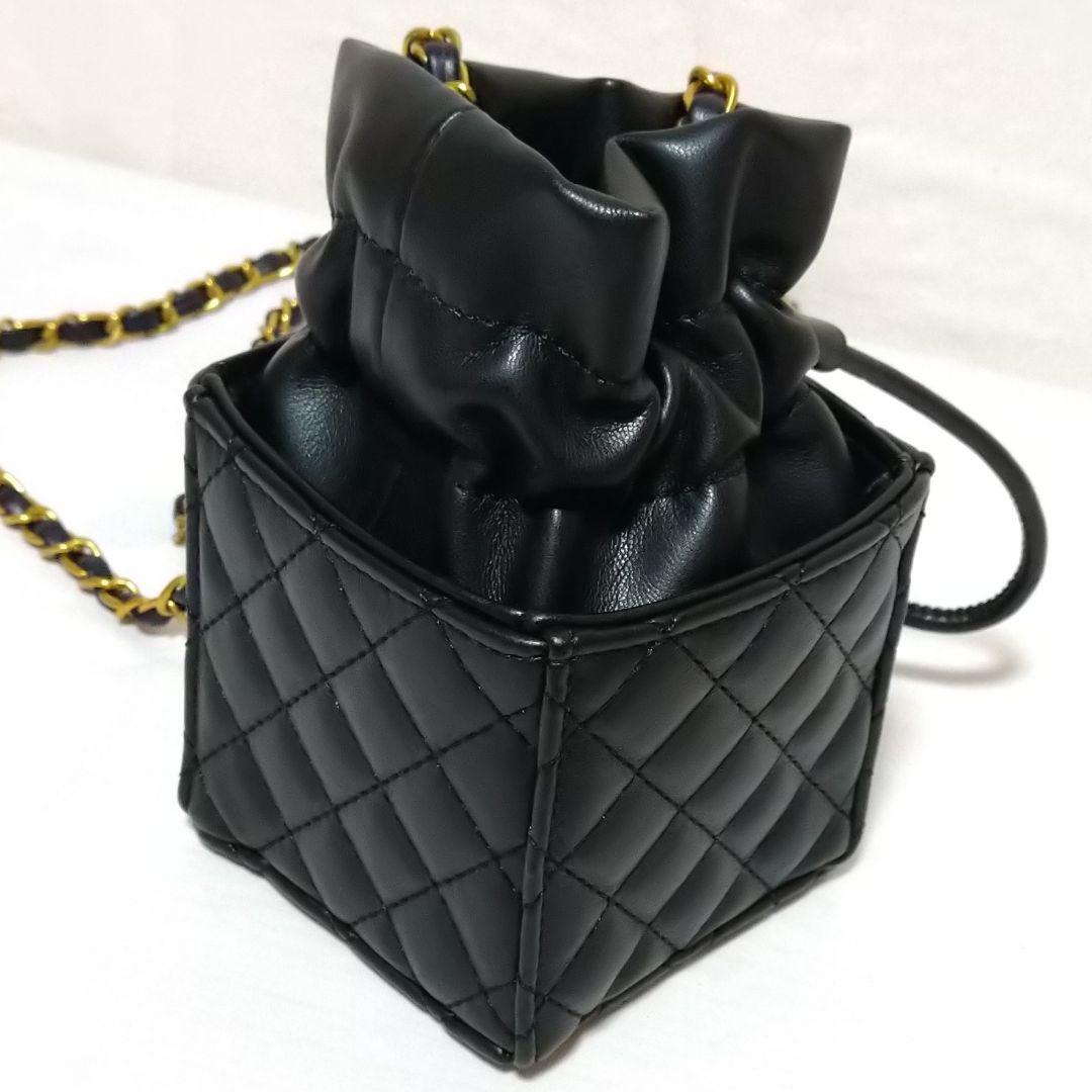 シャネル チェーン ショルダー マトラッセ 巾着タイプ 非売品 ポーチ