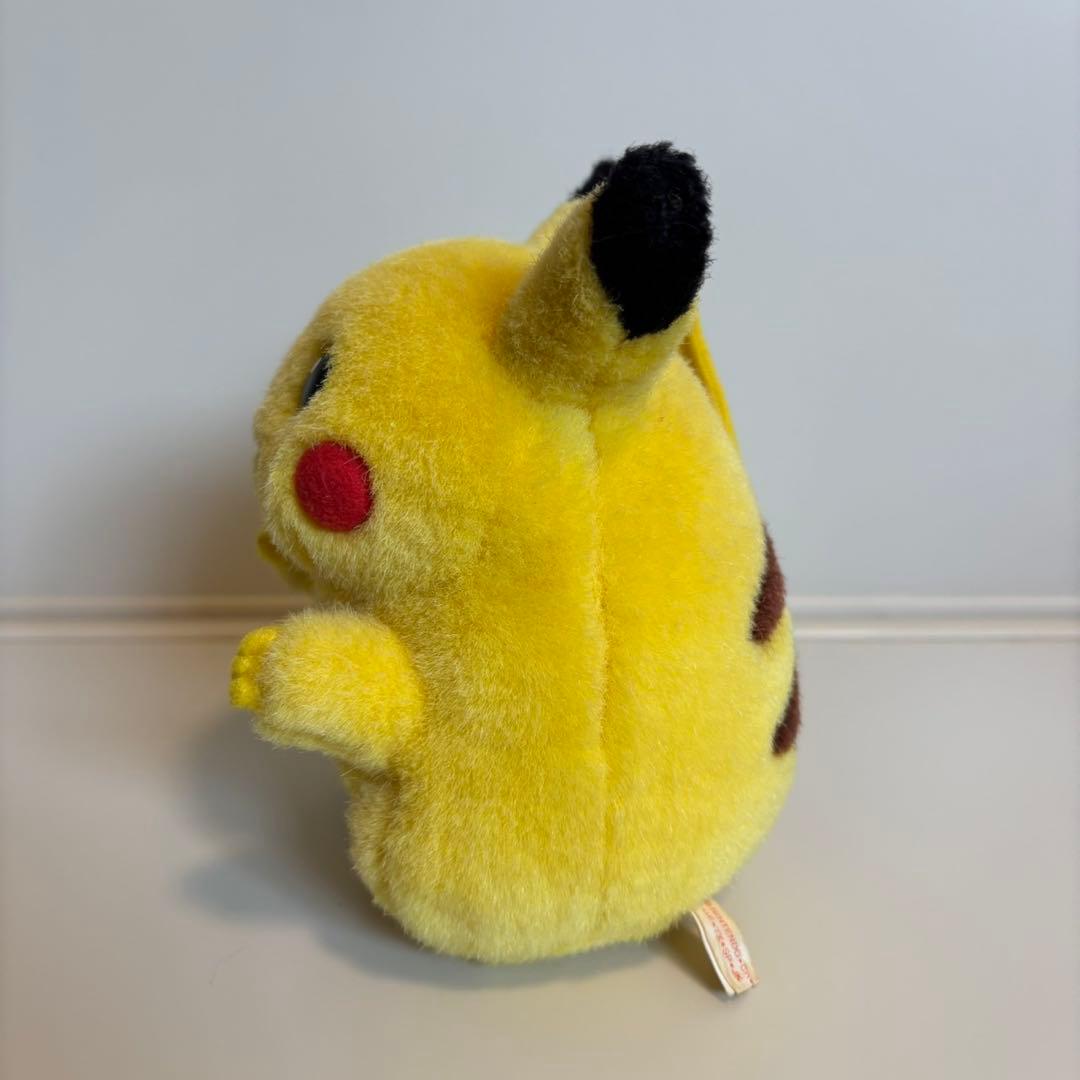 【24h以内発送】初期 ピカチュウ 鳴きぐるみ TOMY