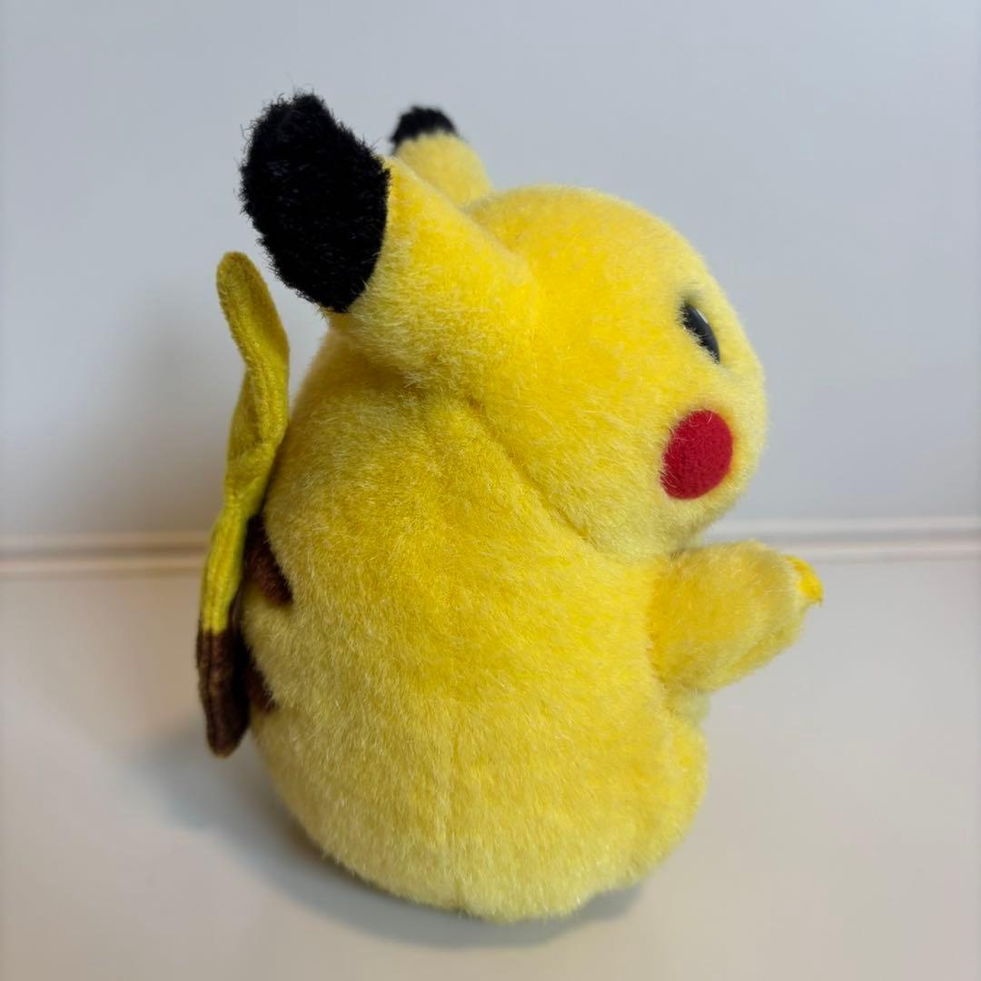 【24h以内発送】初期 ピカチュウ 鳴きぐるみ TOMY