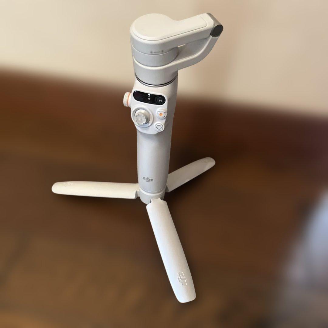 新品同様OSMO MOBILE 6/スマホ用スタビライザー