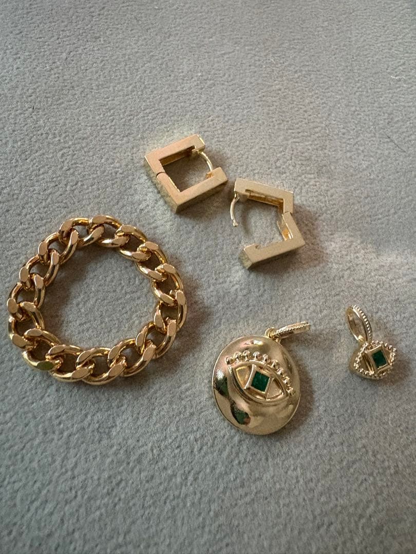 SV925 エメラルド　ホルスの目ペンダント