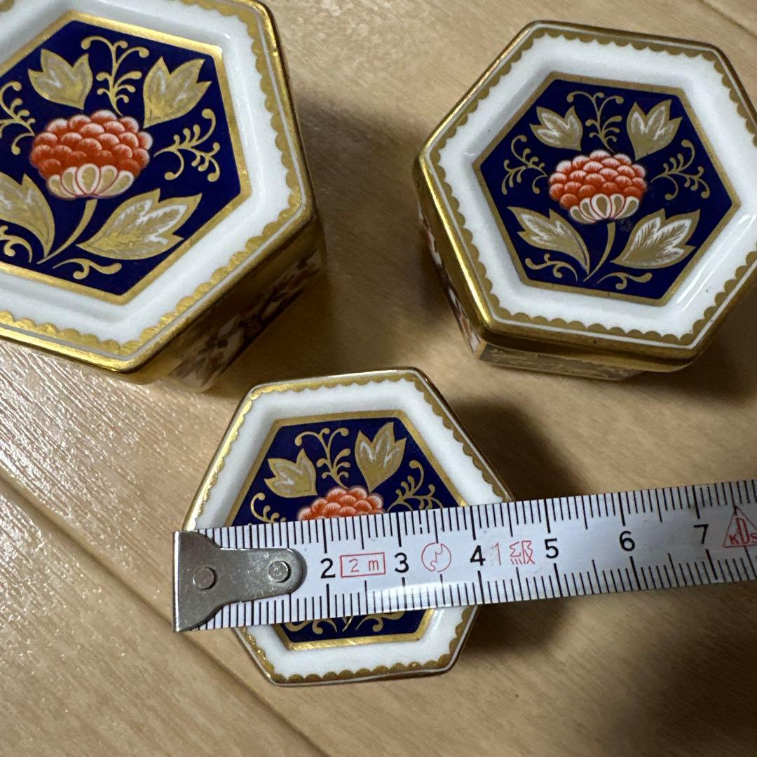 ロイヤルクラウンダービーtrinket ボックス　小物入れ 大中小　3個セット