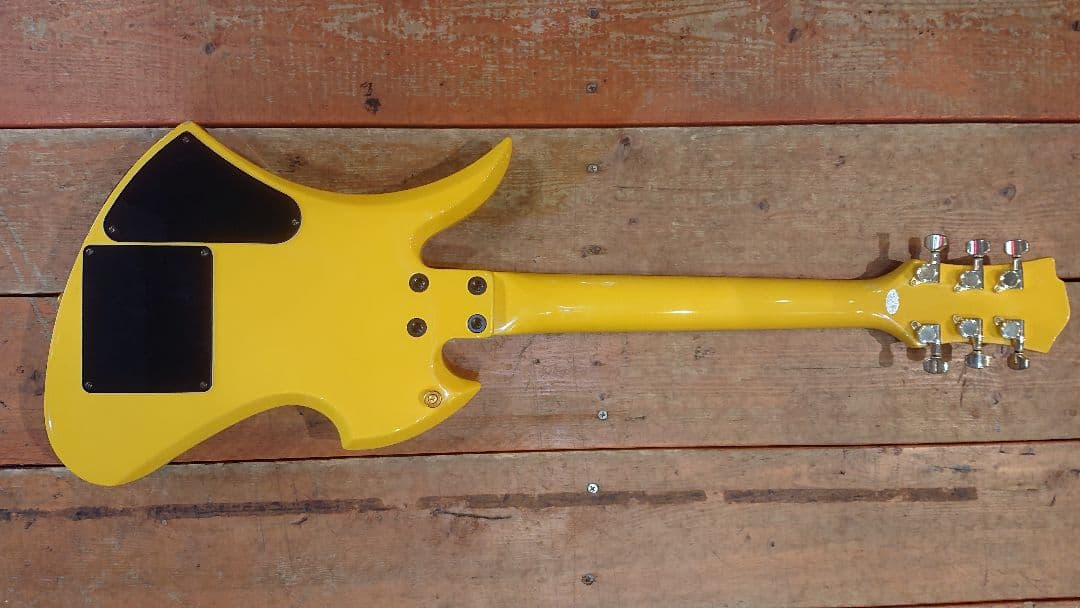 ギター BURNY YH-JR hide Yellow Heart Jr