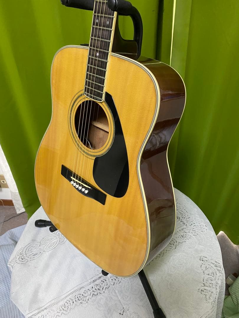 メンテ済み　気分は中島みゆき！ヤマハFG エレアコ　音出し良好　直ぐ弾けます！