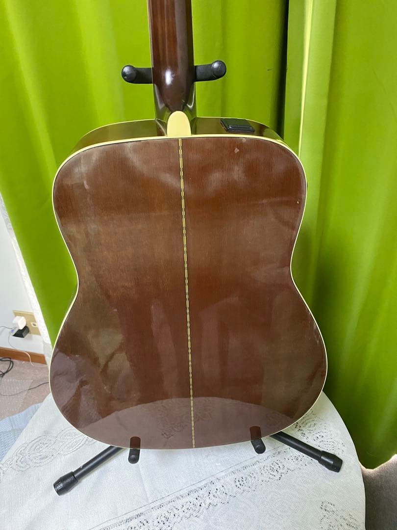 メンテ済み　気分は中島みゆき！ヤマハFG エレアコ　音出し良好　直ぐ弾けます！