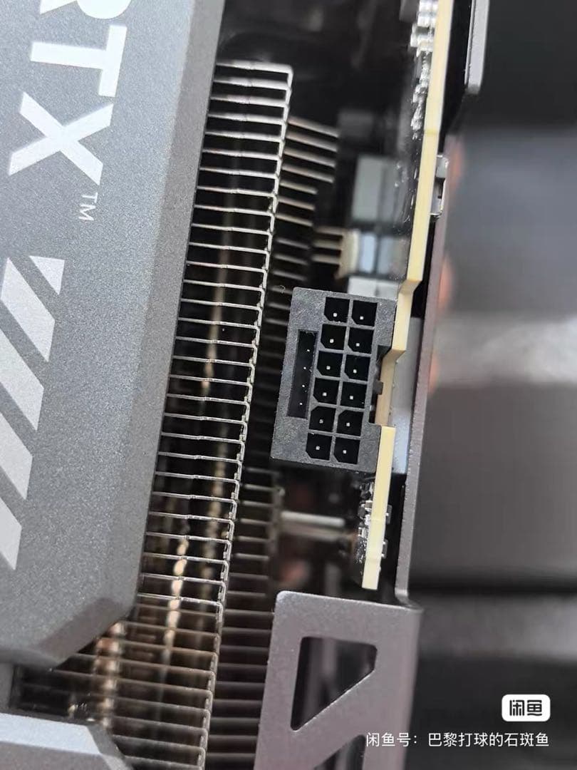 グラフィックボード・グラボ・ビデオカード ASUS TUF GAMING RTX 5070 Ti 16GB