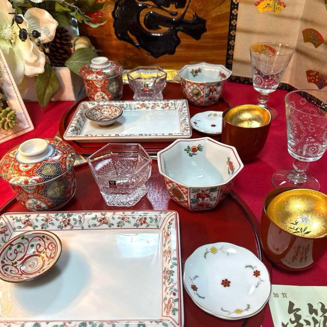 たち吉赤絵　角皿　金彩八角小鉢　古伊万里醍醐窯蓋付き　No.4-1