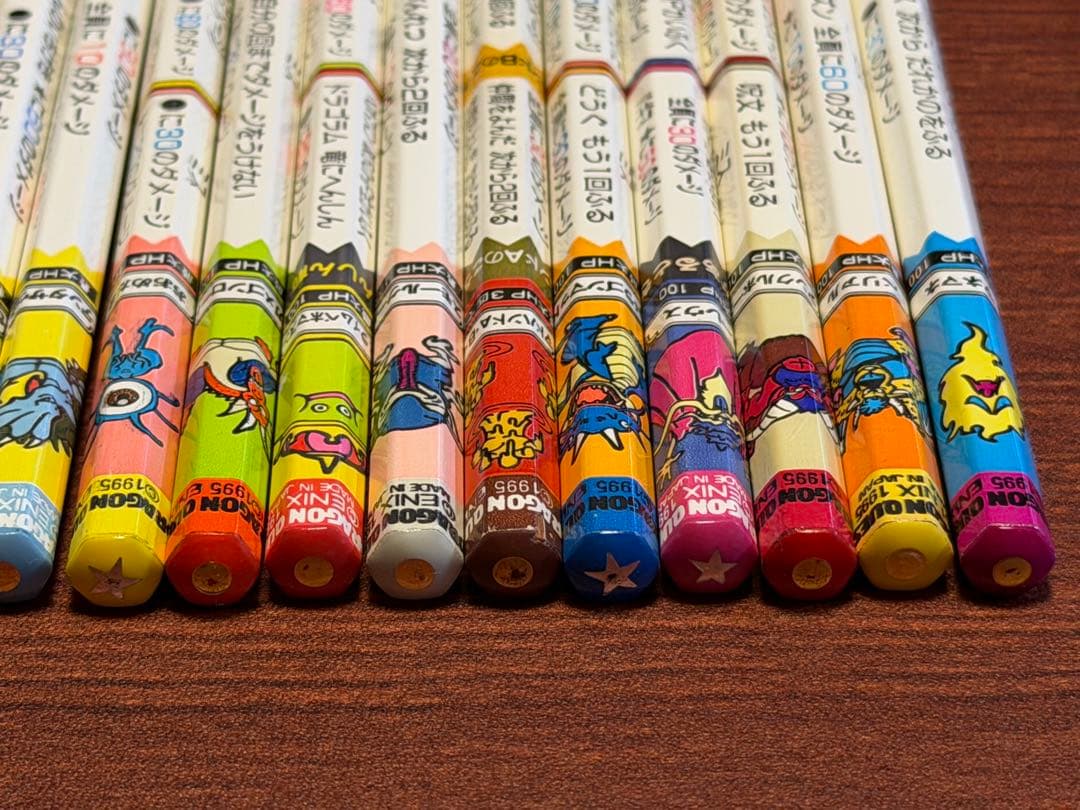 ドラゴンクエスト バトル鉛筆（バトエン）大量まとめ売り 約60本＋キャップ10個