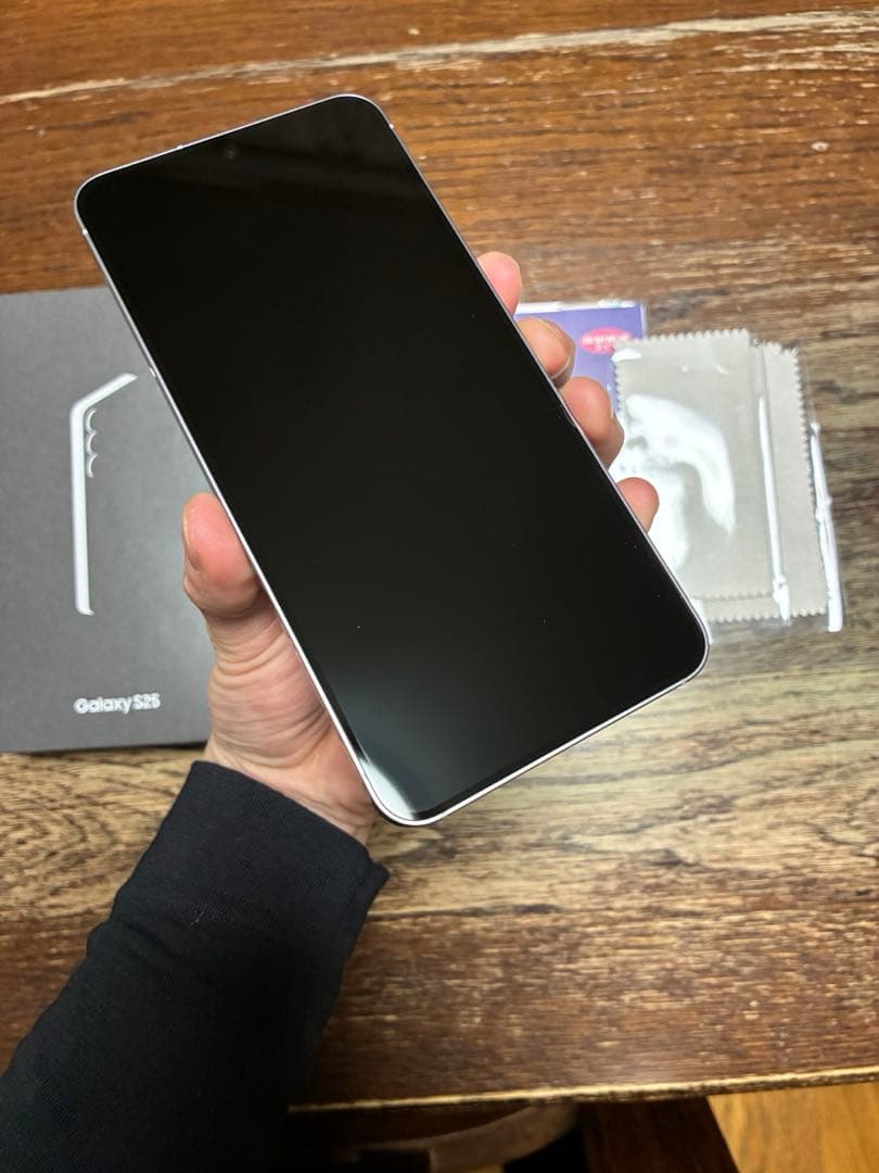 スマートフォン本体 Samsung Galaxy S25