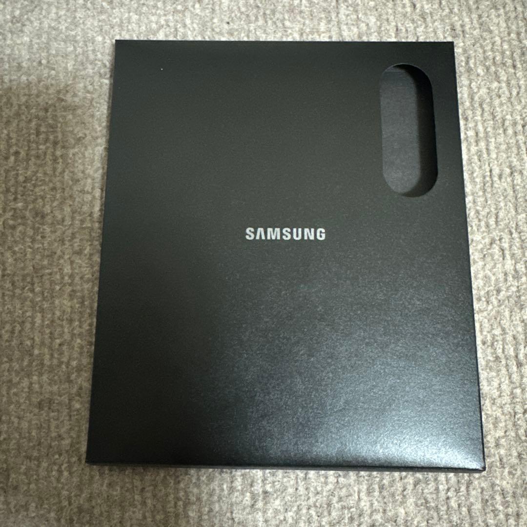 美品Samsung Galaxy Z Fold 4 ホワイト　韓国版256GB
