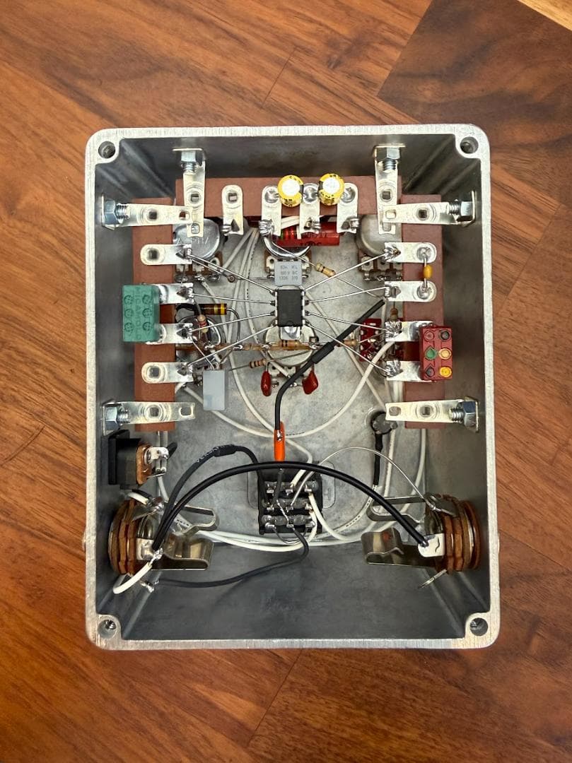 TSV808タイプ　ハンドメイド　hand wired　スイッチクラフト　ラグ板