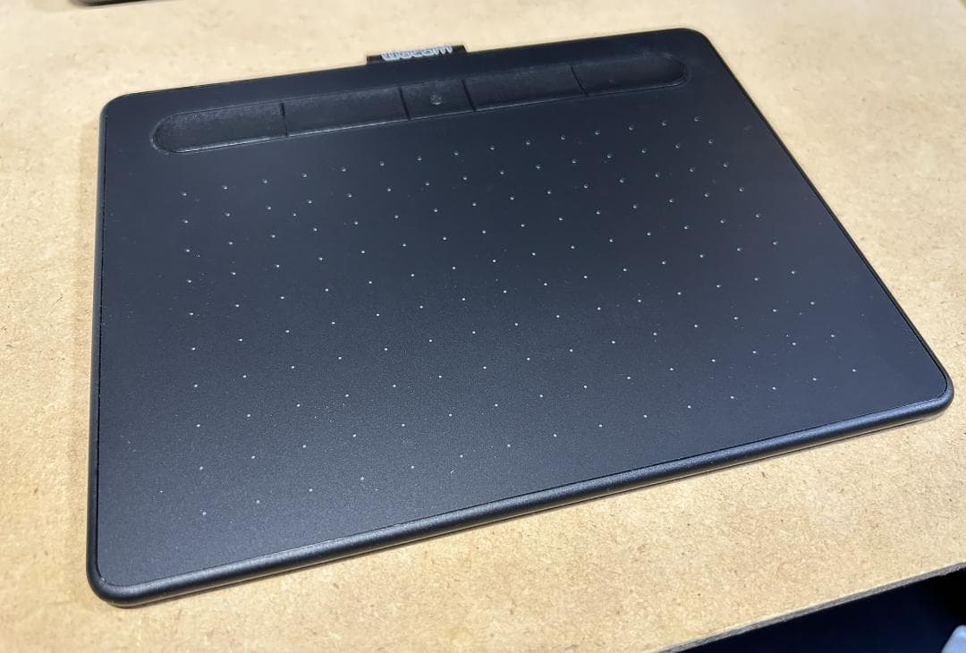 Wacom(ワコム) ペンタブレットIntuos Small(未使用に近い）