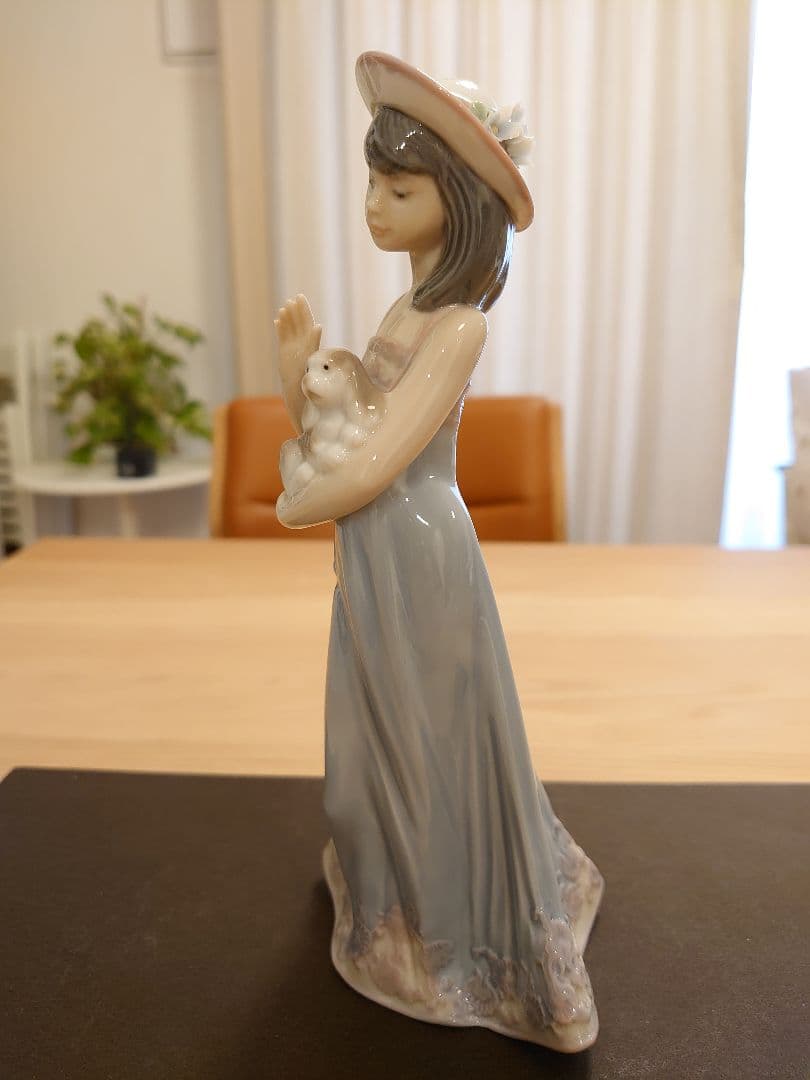 【訳あり特価】LLADRO リヤドロ No.5645『少女エリザベス』
