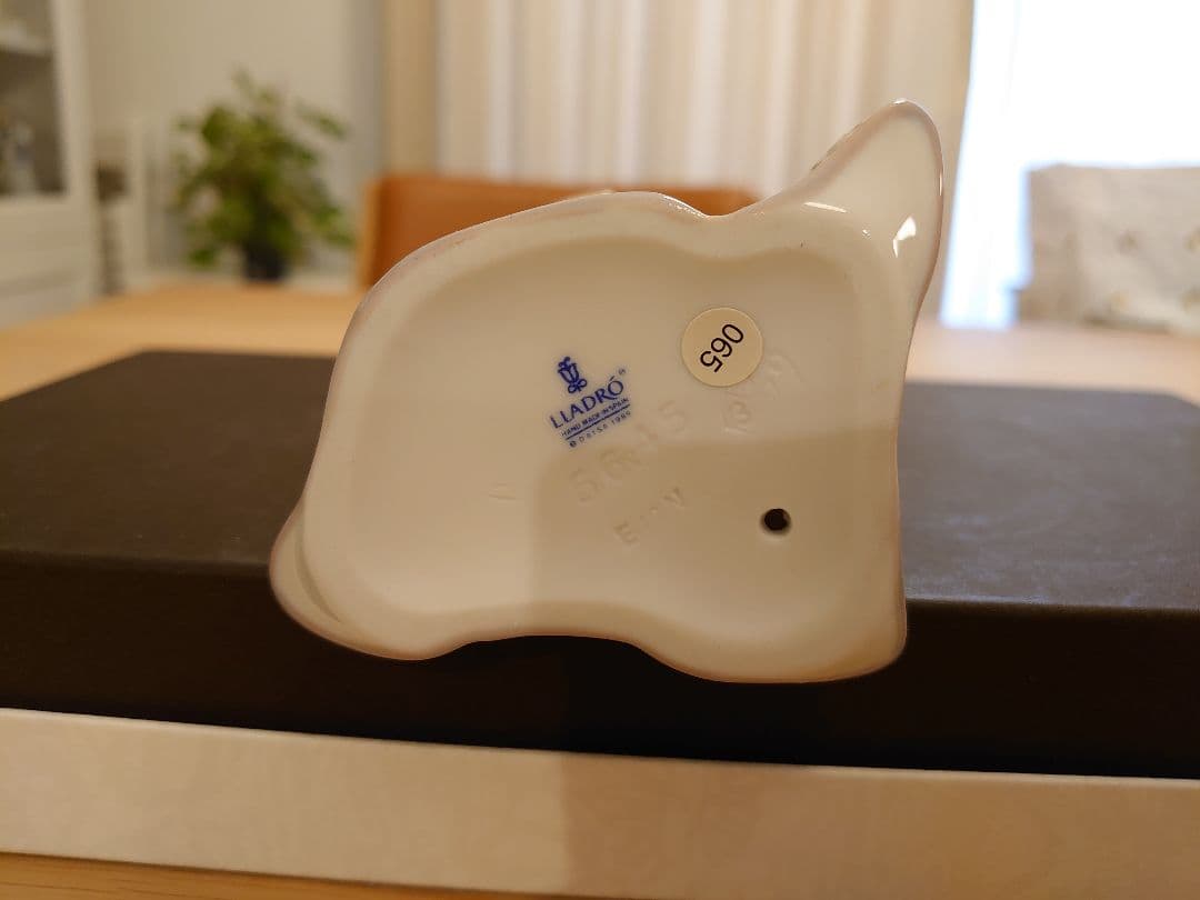 【訳あり特価】LLADRO リヤドロ No.5645『少女エリザベス』