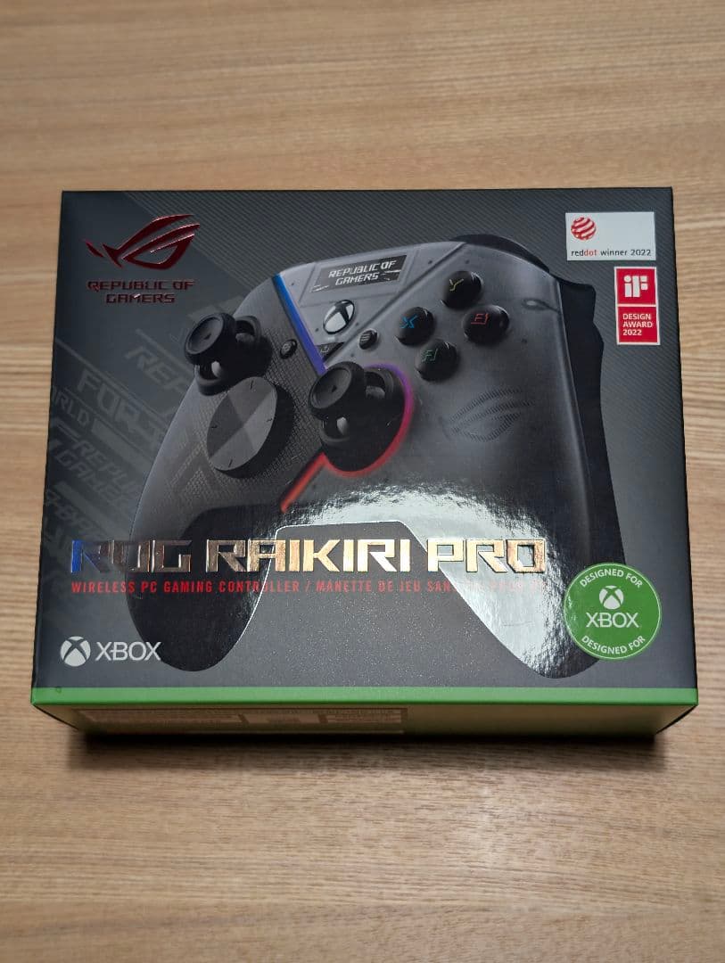ROG RAIKIRI PRO　ゲーミングコントローラー　PCコントローラー