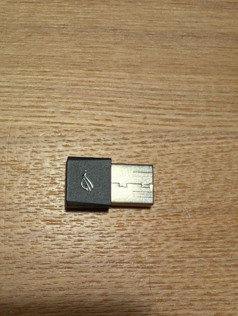 ROG RAIKIRI PRO　ゲーミングコントローラー　PCコントローラー