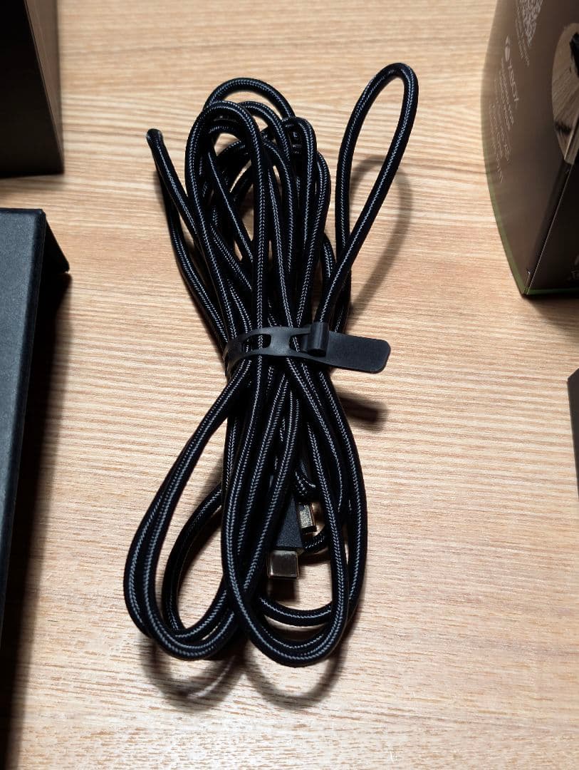 ROG RAIKIRI PRO　ゲーミングコントローラー　PCコントローラー