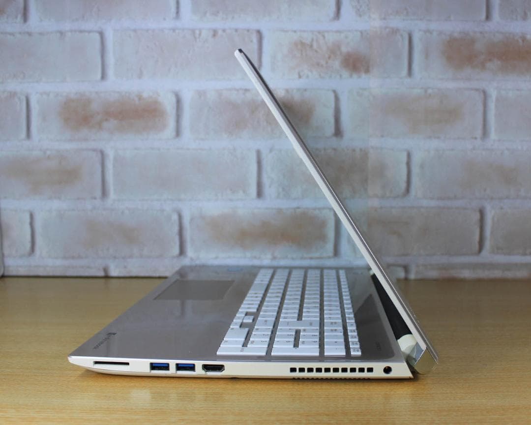 ✨Core i7✨SSD メモリ12GB フルHD オフィス付き ノートパソコン