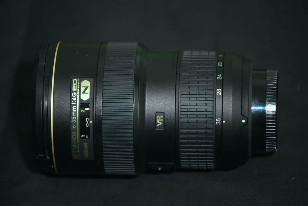 Nikon AF-S NIKKOR 16-35mm f4 VR 超美品 保湿庫