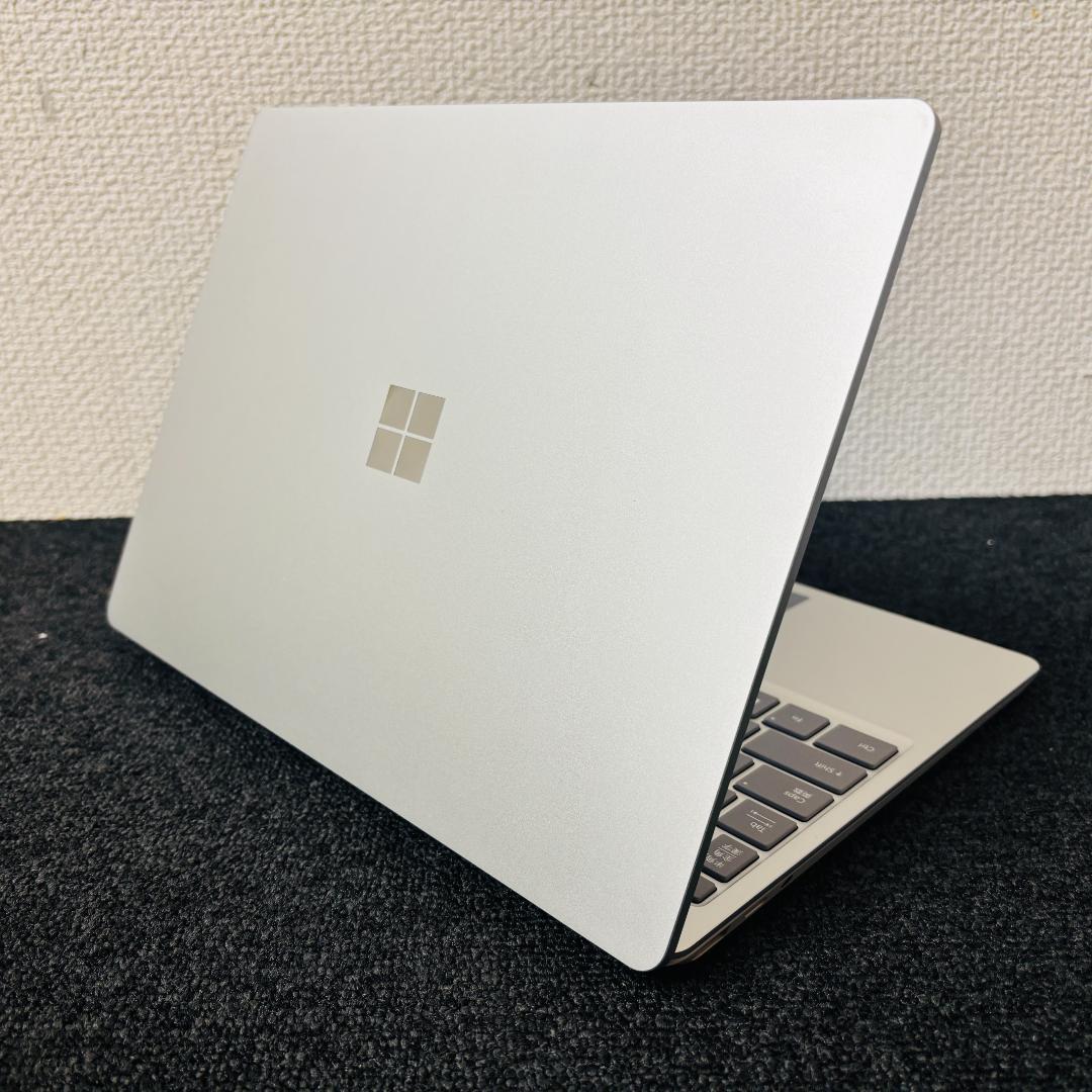 【送料無料】Surface Laptop Go 1ZO-00020 ノートPC