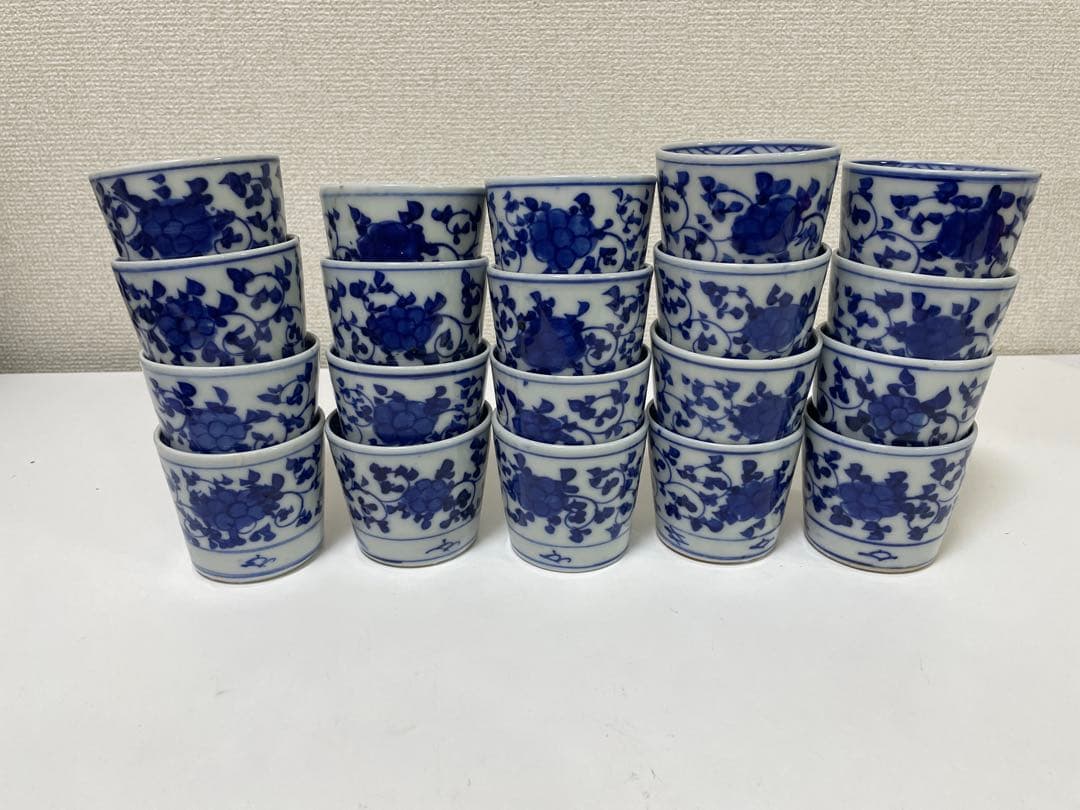 【現状品】伊万里焼 染付 牡丹 唐草 蕎麦猪口 アンティーク レトロ20個