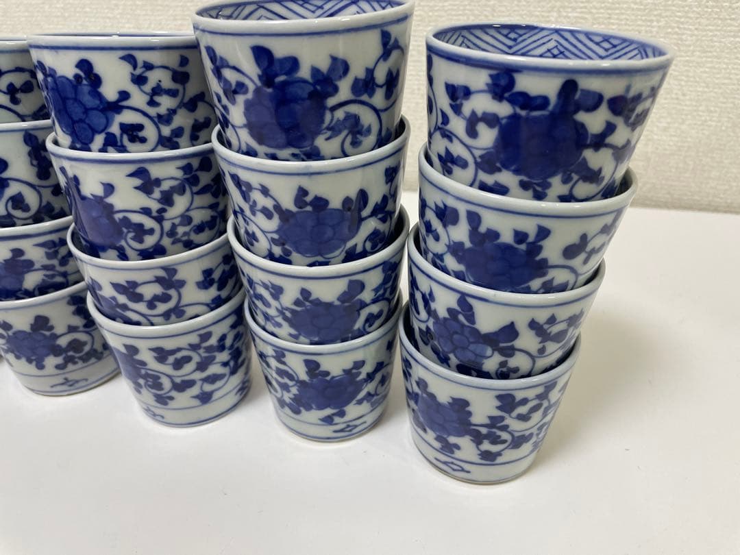 【現状品】伊万里焼 染付 牡丹 唐草 蕎麦猪口 アンティーク レトロ20個