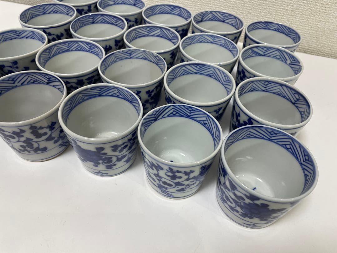 【現状品】伊万里焼 染付 牡丹 唐草 蕎麦猪口 アンティーク レトロ20個