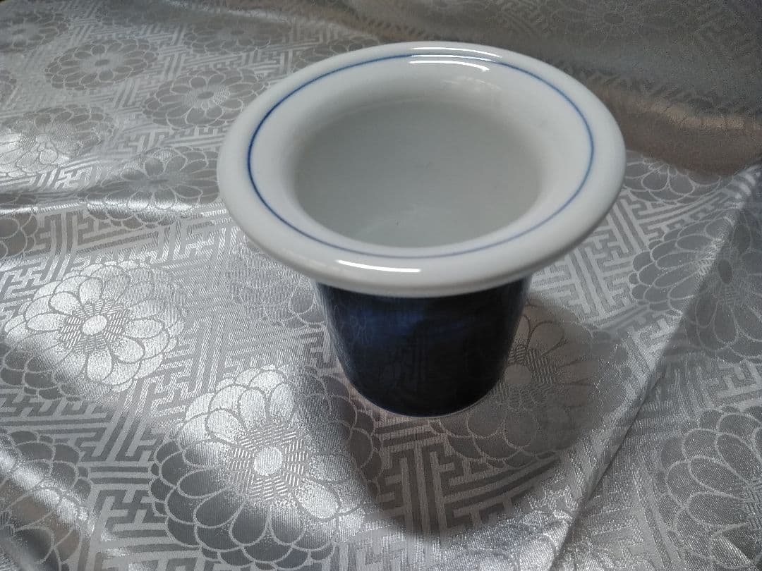 三川内焼 山玉泉作 玉泉窯 白磁 透かし 胴丸花器