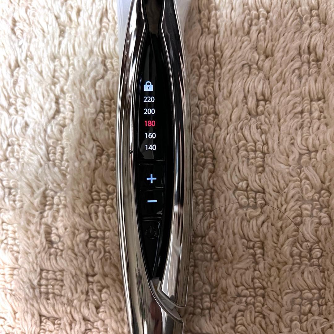 【人気】ReFa リファストレートアイロン RE-AC02A ホワイト 本体のみ