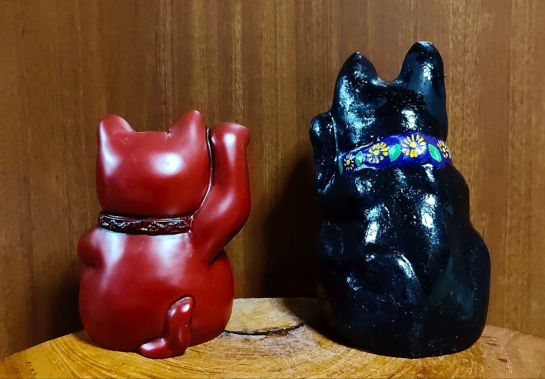 三河土人形ハチワレ招き猫＆寿山石招き猫　２点セット　美品