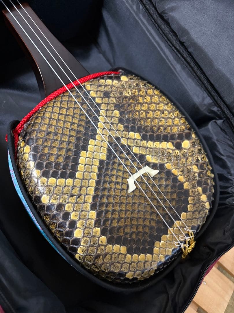 MMY　【未使用・美品】宮古木工芸　高級三線老舗　蛇本革フルセット　縞黒壇