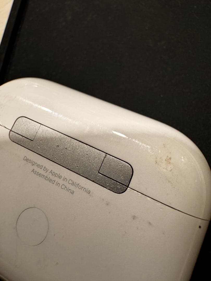 AirPods本体 ホワイト 充電ケースのみ