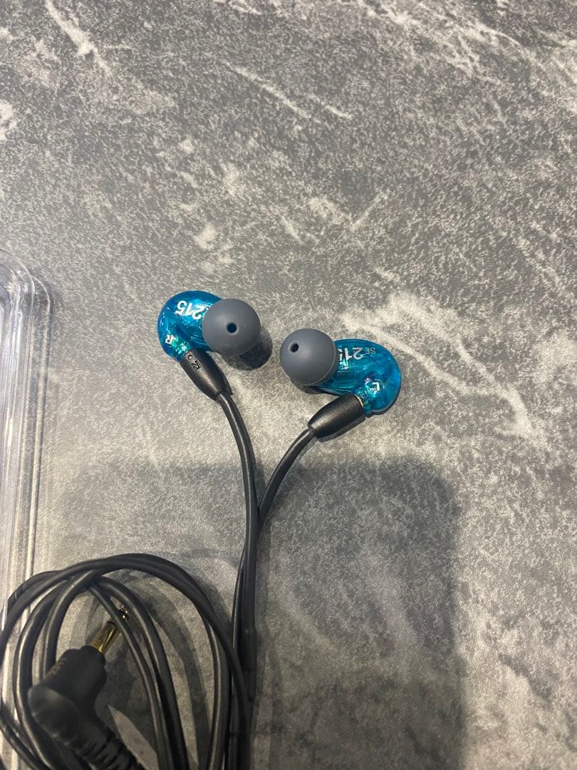 イヤホン SHURE SE215