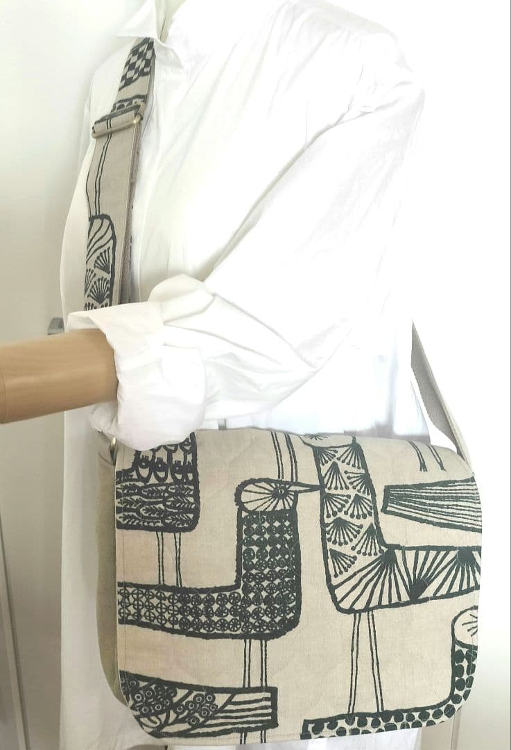 【セール中】ミナペルホネン　ハンドメイド　メッセンジャーバッグ　ミングリング