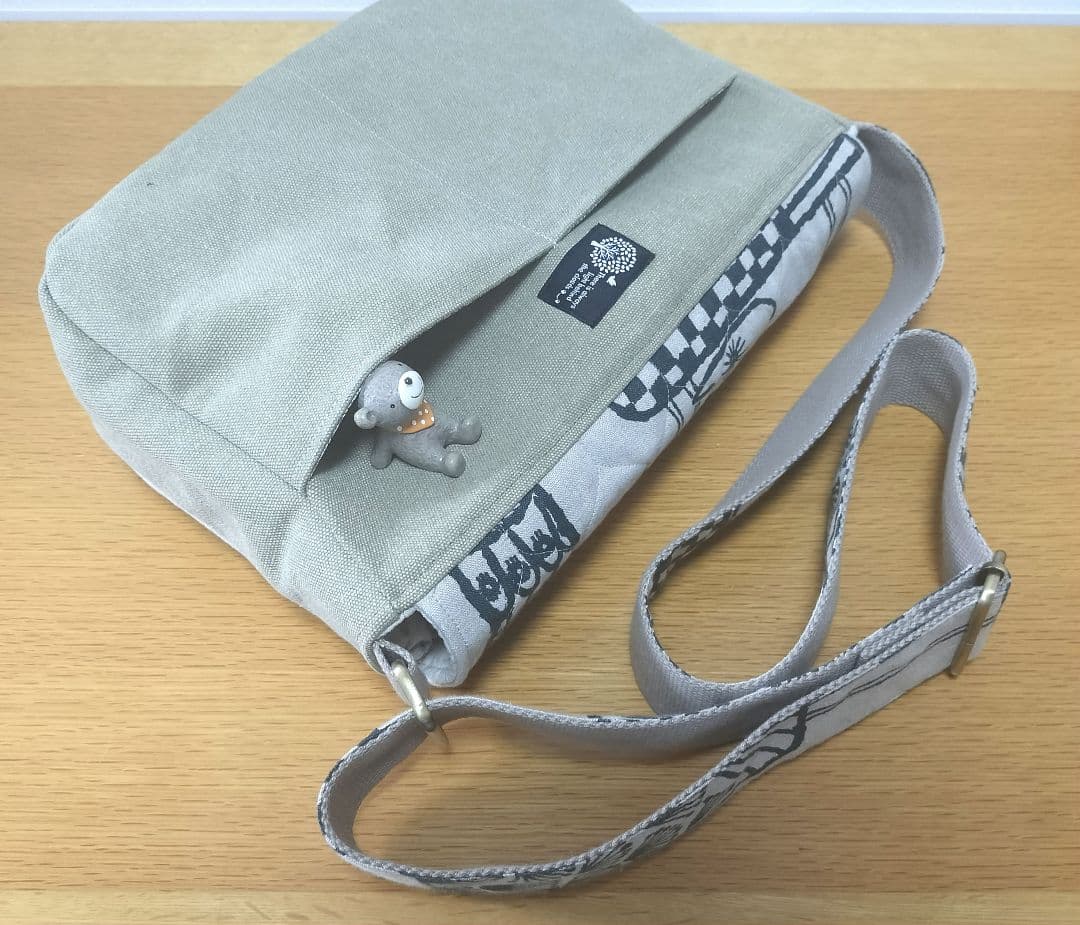 【セール中】ミナペルホネン　ハンドメイド　メッセンジャーバッグ　ミングリング