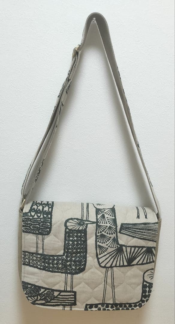 【セール中】ミナペルホネン　ハンドメイド　メッセンジャーバッグ　ミングリング