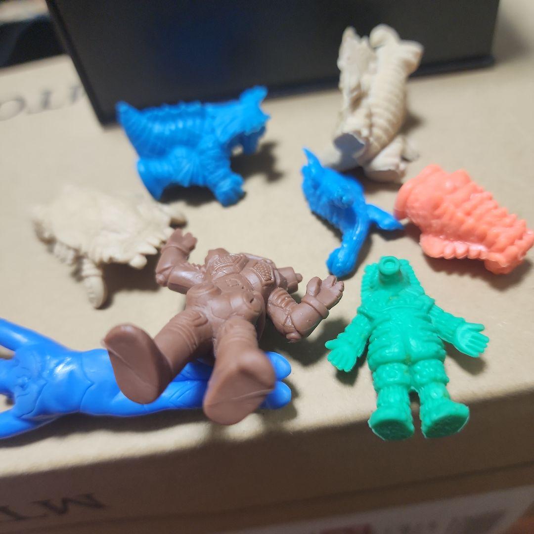 ポピー　ウルトラ怪獣消しゴム　キングジョーつき