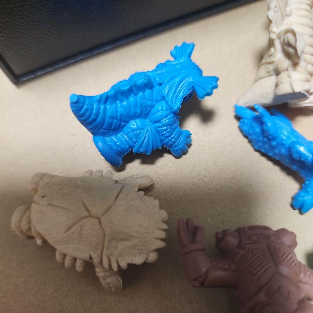 ポピー　ウルトラ怪獣消しゴム　キングジョーつき