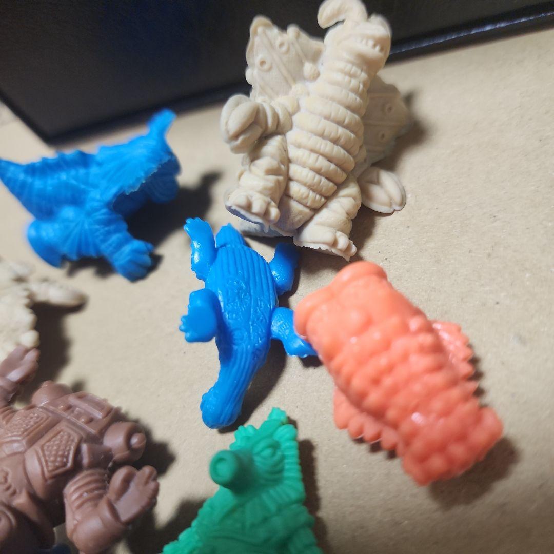 ポピー　ウルトラ怪獣消しゴム　キングジョーつき