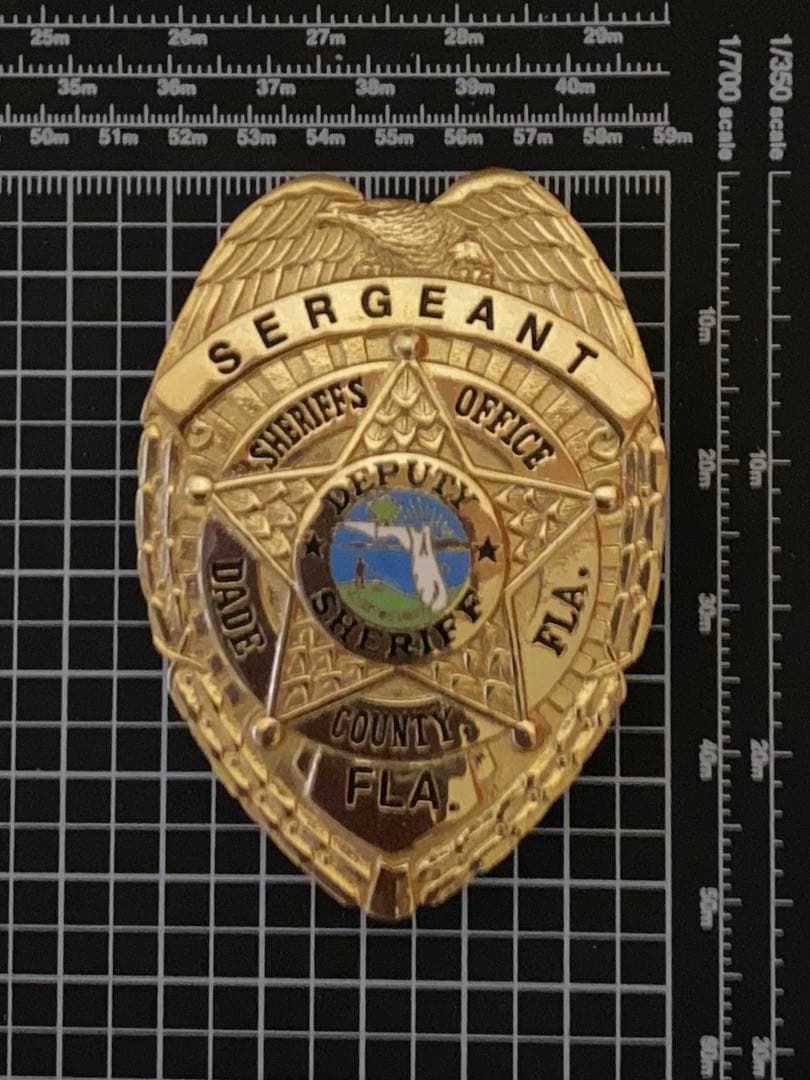 【レプリカ】マイアミ郡警察 ポリス バッジ MIAMI VICE