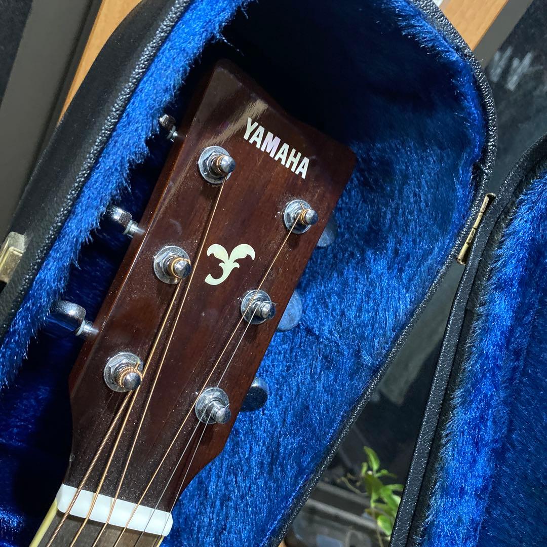 Yamaha アコースティックギター　ギターケス付き