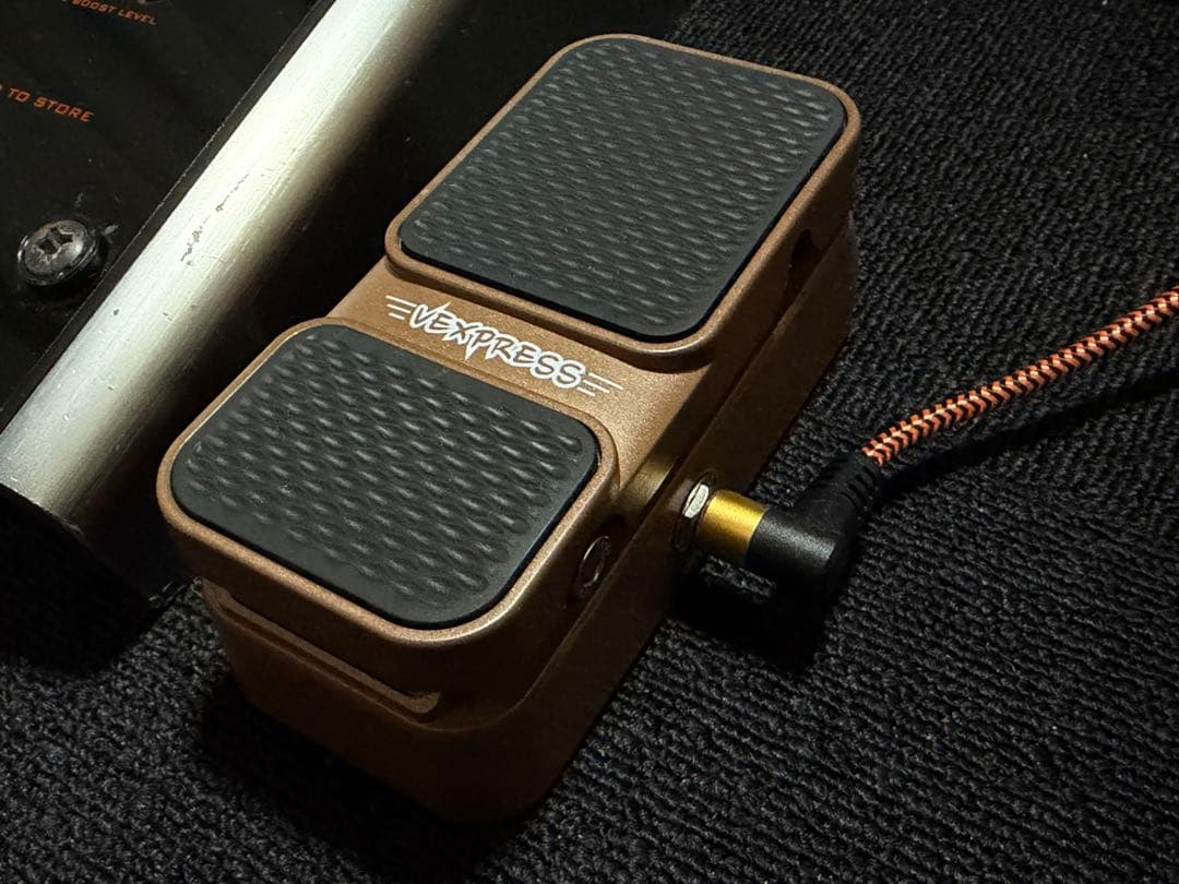 tc electronic G-System エクスプレッション ペダル付き